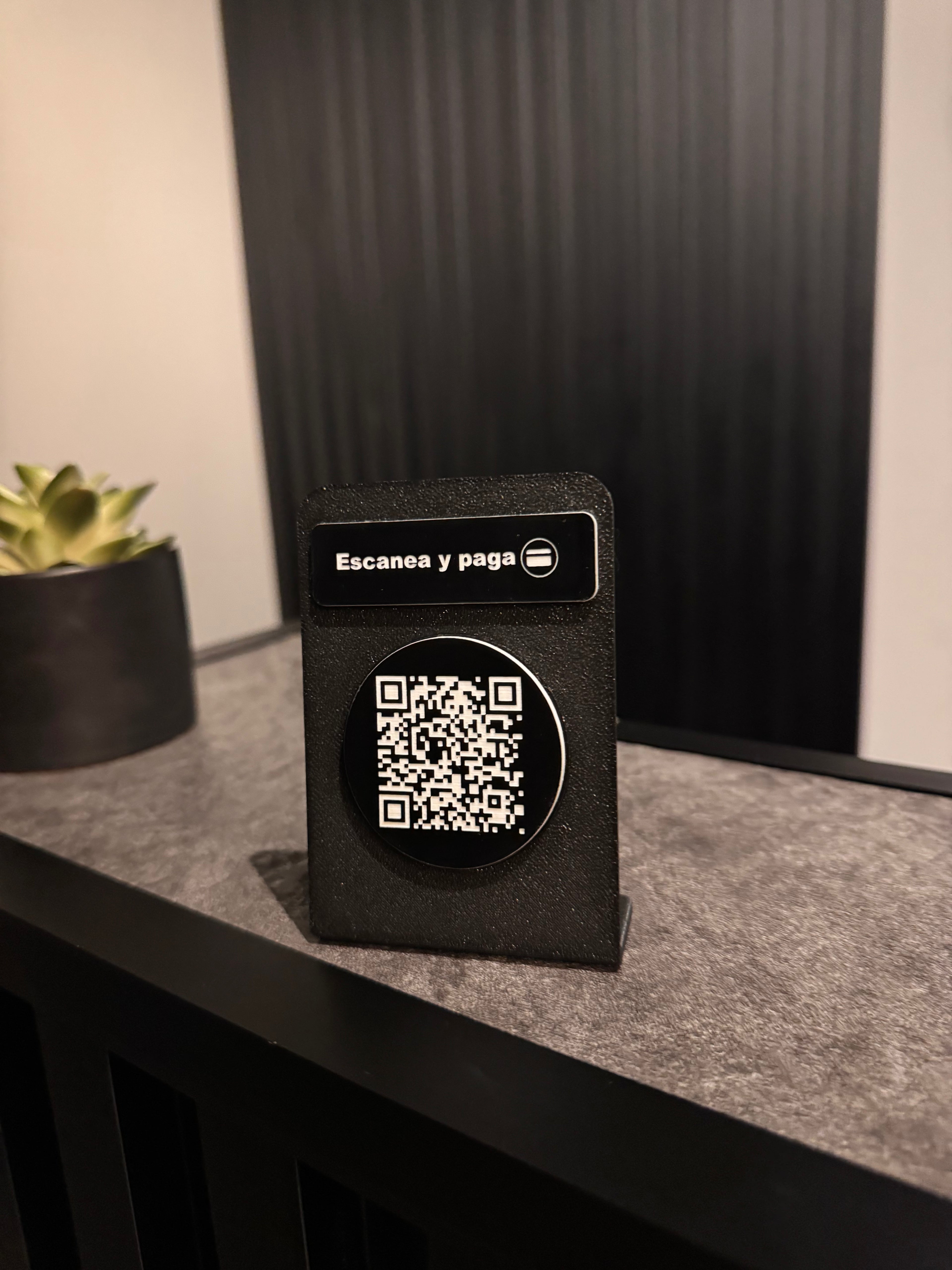 Stand QR escaneaya 2.0