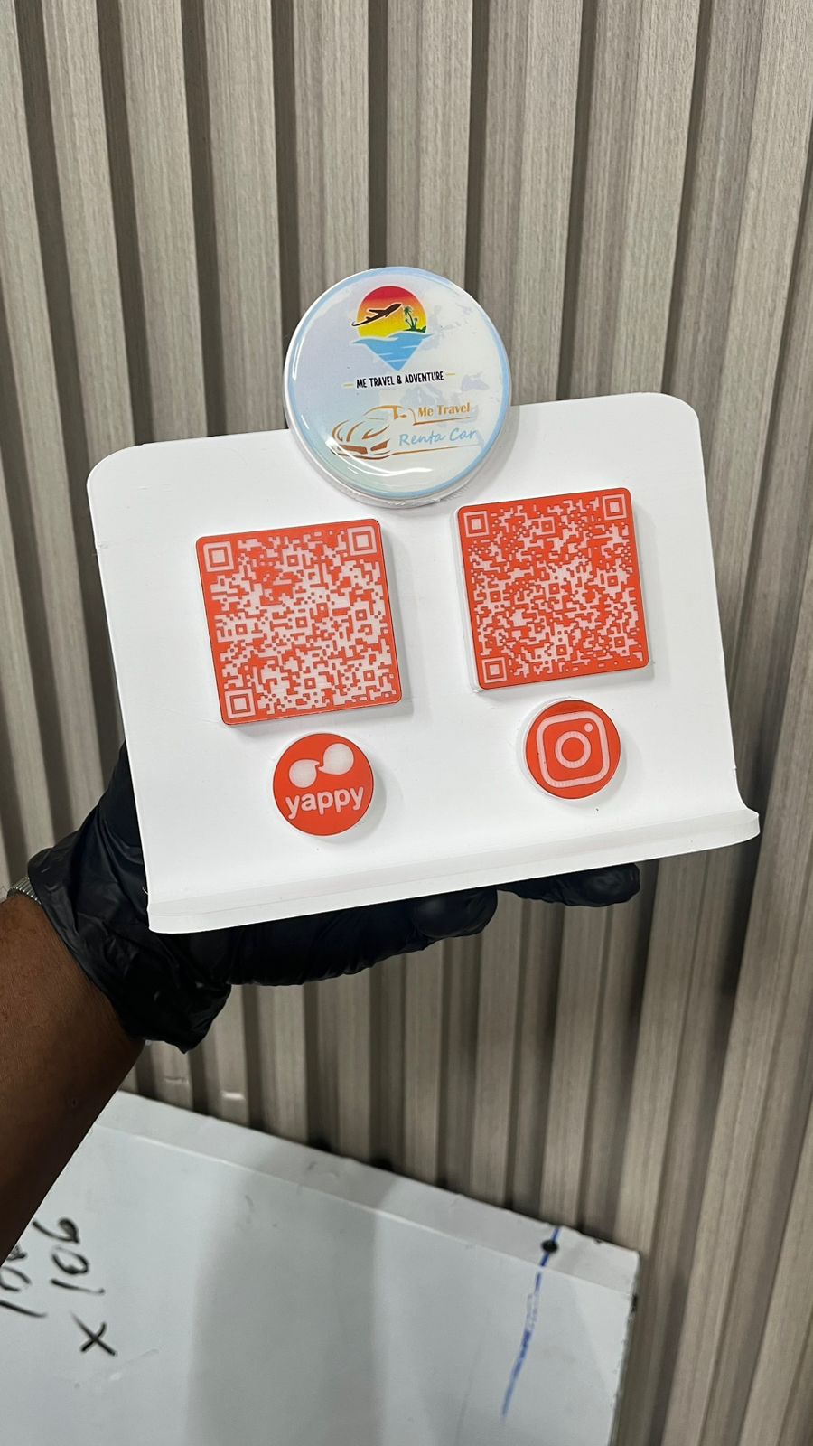 Stand EscaneaYa – QR  para pagos y redes 17 CM